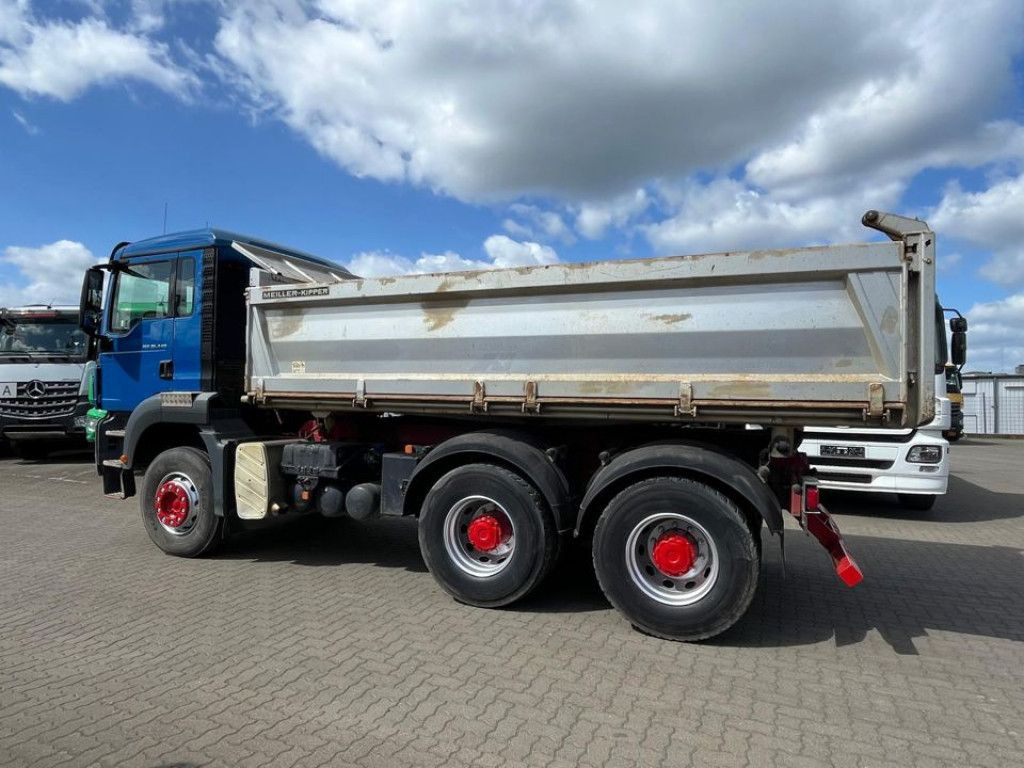 MAN TG-S 26.440 6x4 BB 3-Achs Kipper MeillerSchalter MAN TG-S 26.440 6x4 BB 3-Achs Kipper MeillerSchalter - Truk jungkit: gambar 5 MAN TG-S 26.440 6x4 BB 3-Achs Kipper MeillerSchalter MAN TG-S 26.440 6x4 BB 3-Achs Kipper MeillerSchalter - Truk jungkit: gambar 5
