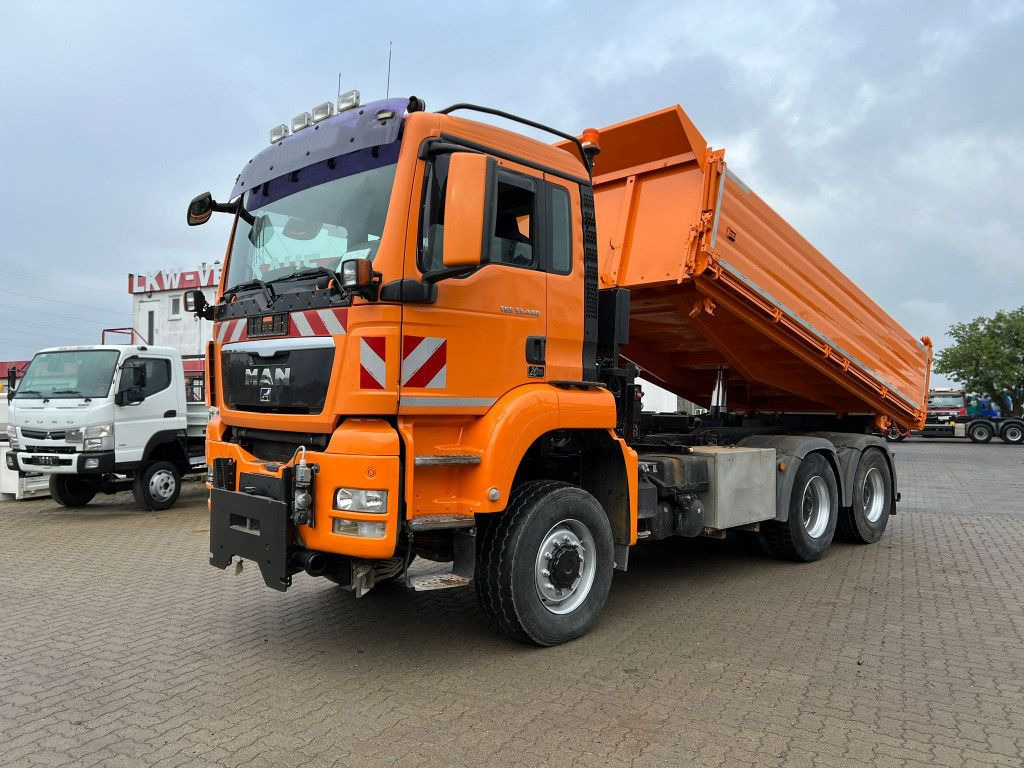 MAN TG-S 33.440 AK 6x6 3-Achs Allradkipper - Truk jungkit: gambar 1 MAN TG-S 33.440 AK 6x6 3-Achs Allradkipper - Truk jungkit: gambar 1