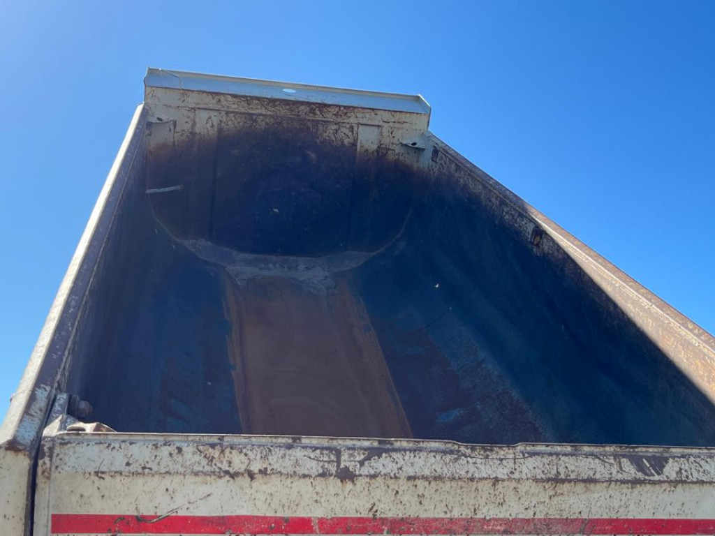 MAN TG-S 35.400 8x6H 4 Achs Muldenkipper Carnehl - Truk jungkit: gambar 5 MAN TG-S 35.400 8x6H 4 Achs Muldenkipper Carnehl - Truk jungkit: gambar 5