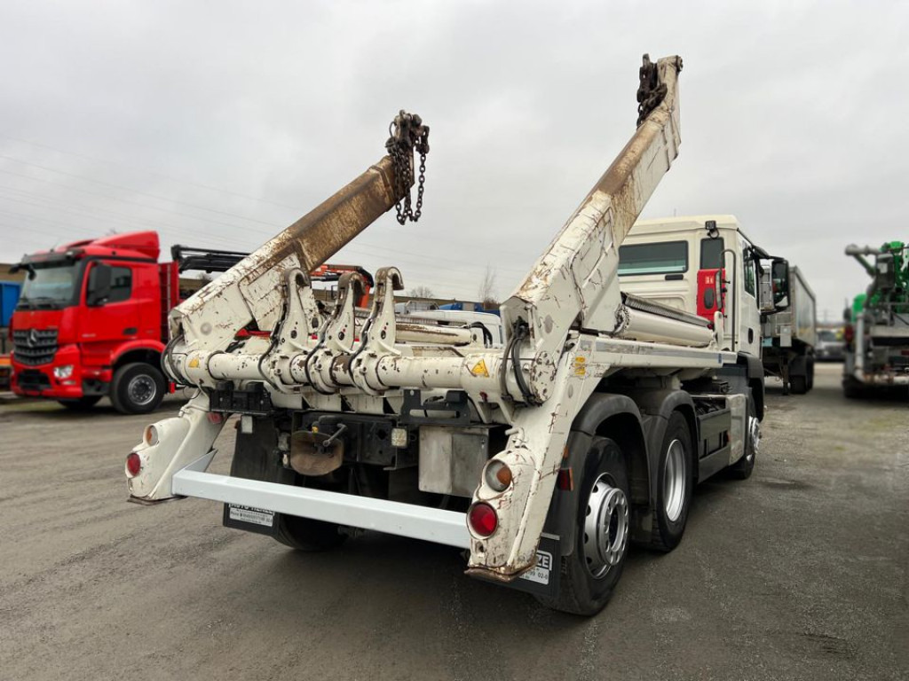 MAN TG-S Absetzkipper 26.440 BL 6x2 Meiller Funk - Truk skip loader: gambar 4 MAN TG-S Absetzkipper 26.440 BL 6x2 Meiller Funk - Truk skip loader: gambar 4