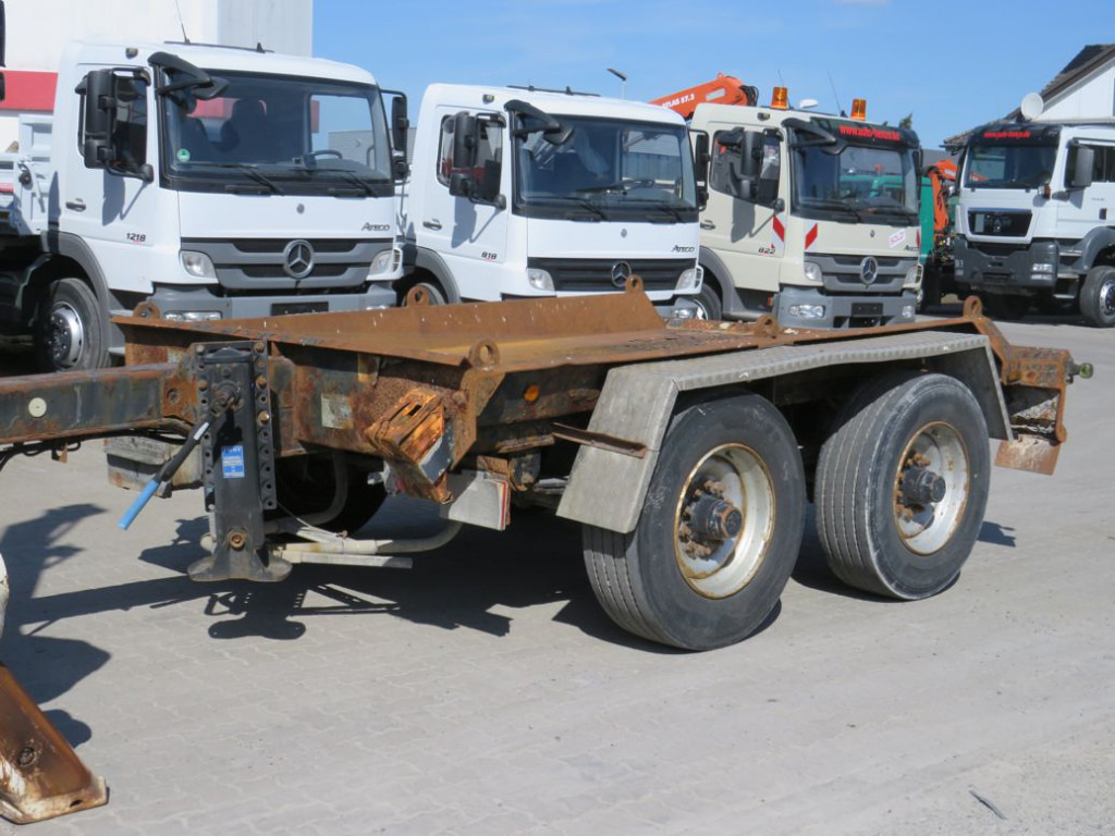 MEILLER MEILLER Absetzanhänger Containeranhänger A 13,5 EB 1,2 - Trailer lewati: gambar 1 MEILLER MEILLER Absetzanhänger Containeranhänger A 13,5 EB 1,2 - Trailer lewati: gambar 1