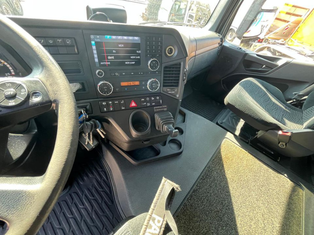 Leasing MERCEDES-BENZ Arocs 2545 6x4 HAD Pritsche Heckkran PK 41002 MERCEDES-BENZ Arocs 2545 6x4 HAD Pritsche Heckkran PK 41002: gambar 14 Leasing MERCEDES-BENZ Arocs 2545 6x4 HAD Pritsche Heckkran PK 41002 MERCEDES-BENZ Arocs 2545 6x4 HAD Pritsche Heckkran PK 41002: gambar 14