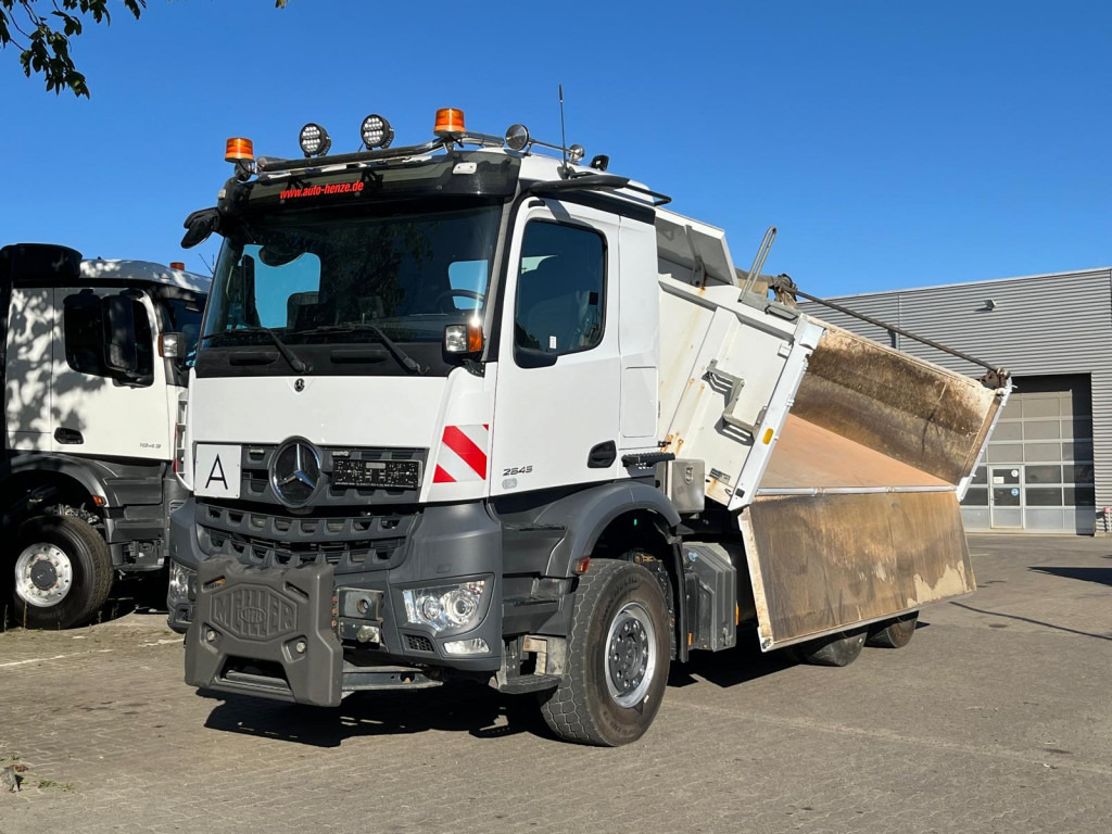 MERCEDES-BENZ Arocs 2645 K 6x4 3-Achs Kipper gr. Meiller Bordmatik 2 Stempel - Truk jungkit: gambar 1 MERCEDES-BENZ Arocs 2645 K 6x4 3-Achs Kipper gr. Meiller Bordmatik 2 Stempel - Truk jungkit: gambar 1
