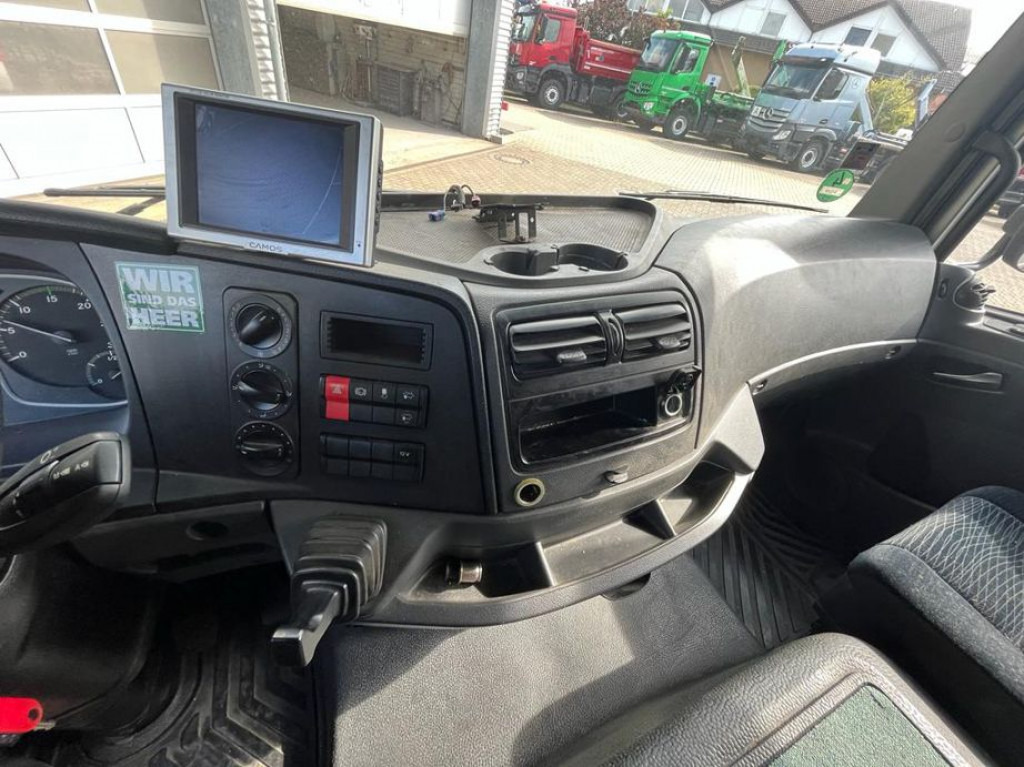 Van box MERCEDES-BENZ Atego 818 L Möbelkoffer LBW Möbelkoffer gr.Fhs+Sitzreihe: gambar 12 Van box MERCEDES-BENZ Atego 818 L Möbelkoffer LBW Möbelkoffer gr.Fhs+Sitzreihe: gambar 12