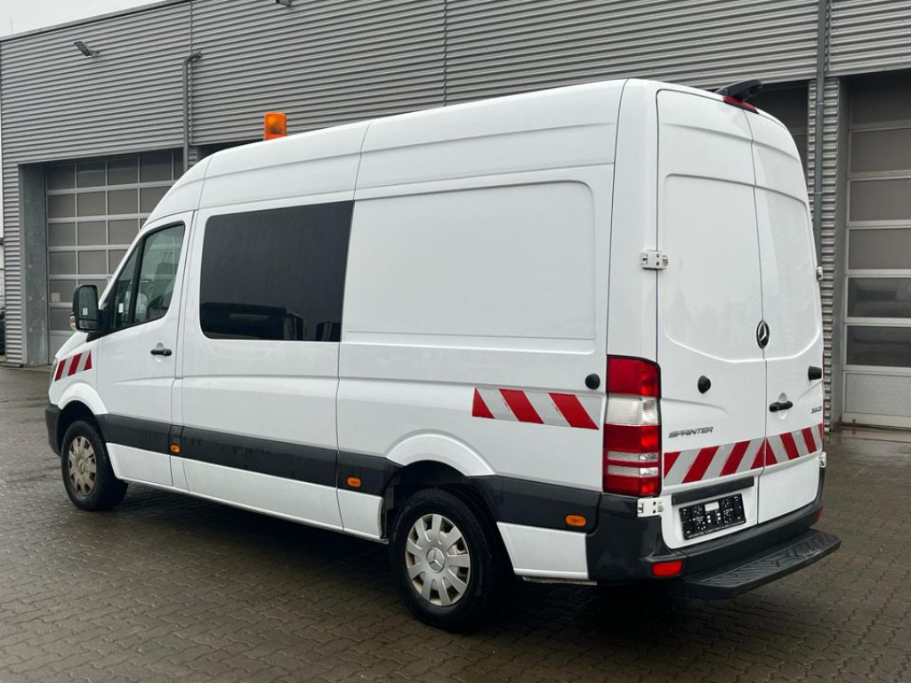 Van panel MERCEDES-BENZ Sprinter 316 CDI Kasten: gambar 8 Van panel MERCEDES-BENZ Sprinter 316 CDI Kasten: gambar 8