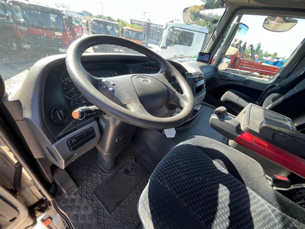Mercedes-Benz Actros 2541 L6x2 Absetzkipper Meiller - Truk jungkit: gambar 5 Mercedes-Benz Actros 2541 L6x2 Absetzkipper Meiller - Truk jungkit: gambar 5