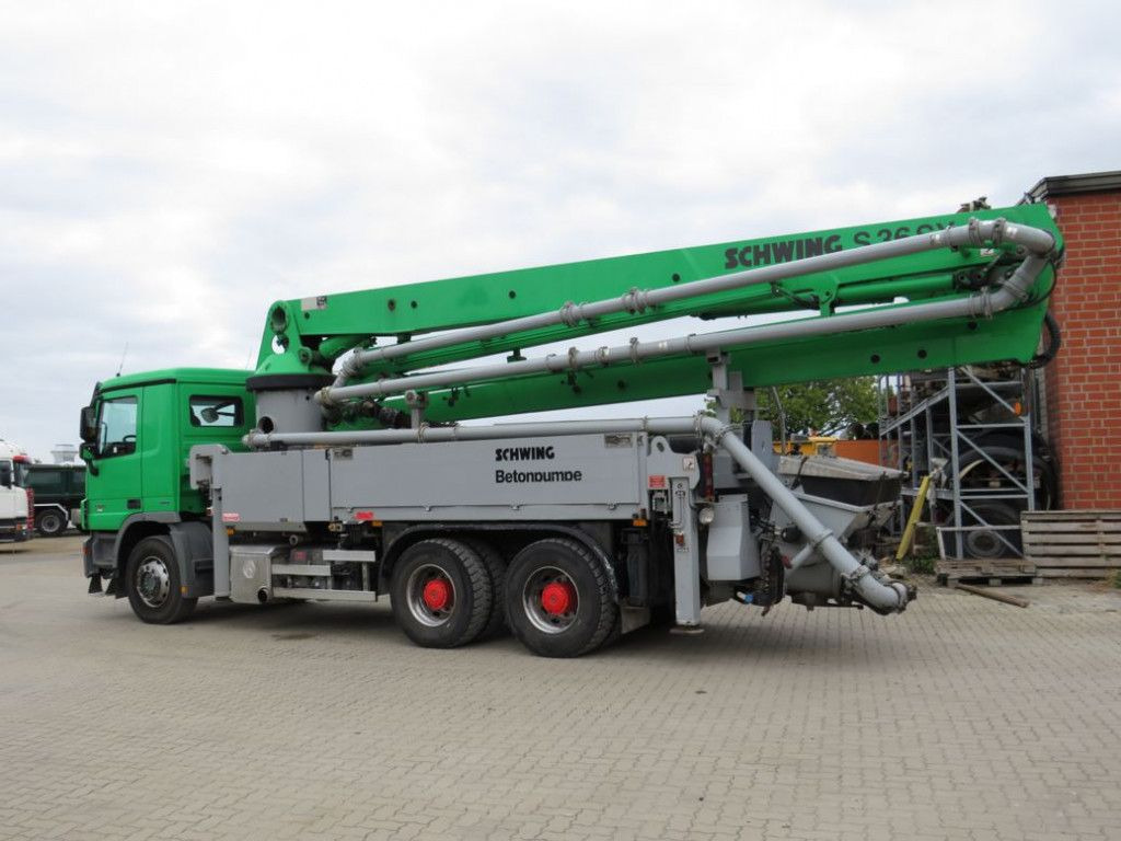 Mercedes-Benz Actros 2641 6x4 Betonpumpe Schwing S 36 X nur 2 - Truk pompa beton: gambar 3 Mercedes-Benz Actros 2641 6x4 Betonpumpe Schwing S 36 X nur 2 - Truk pompa beton: gambar 3
