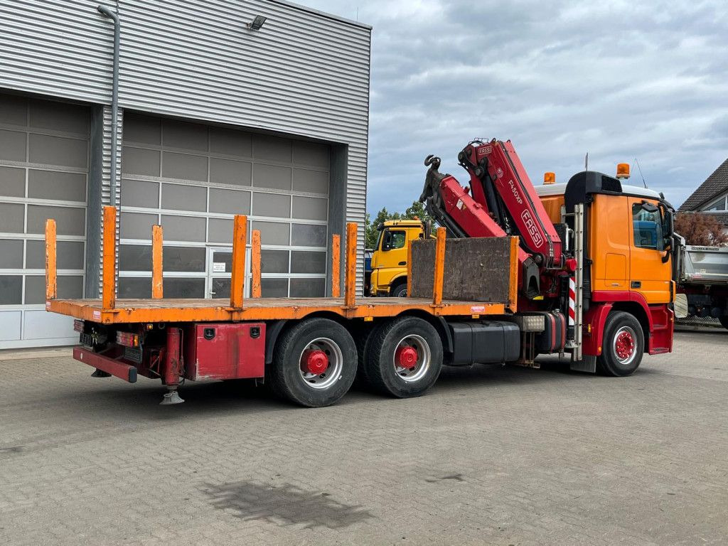 Mercedes-Benz Actros 2646 L 6x4 Pritsche Kran Fassi 450 45m/t Mercedes-Benz Actros 2646 L 6x4 Pritsche Kran Fassi 450 45m/t - Truk flatbed, Truk derek: gambar 5 Mercedes-Benz Actros 2646 L 6x4 Pritsche Kran Fassi 450 45m/t Mercedes-Benz Actros 2646 L 6x4 Pritsche Kran Fassi 450 45m/t - Truk flatbed, Truk derek: gambar 5