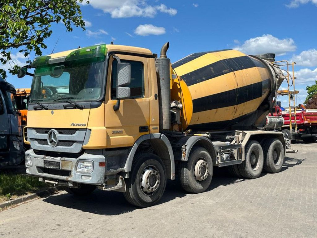 Mercedes-Benz Actros 3241 B 8x4 Betonmischer Liebherr, Deutsc - Hook lift: gambar 1 Mercedes-Benz Actros 3241 B 8x4 Betonmischer Liebherr, Deutsc - Hook lift: gambar 1