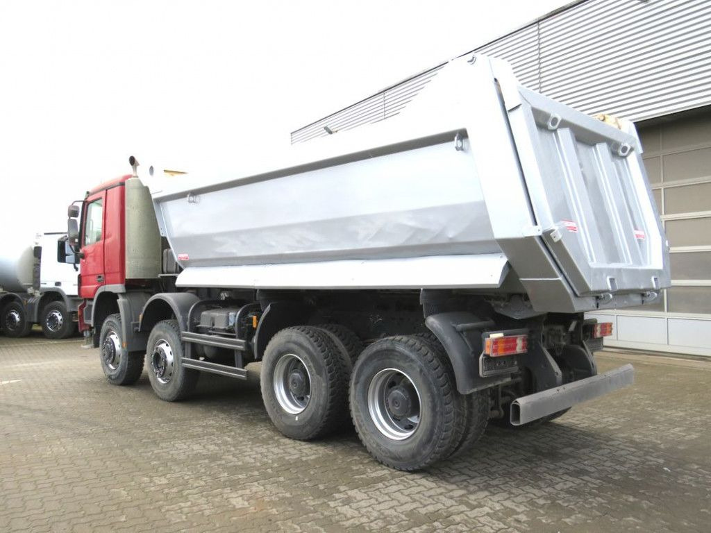 Mercedes-Benz Actros 4141 8x6 4 Achs Muldenkipper Kupplung, 1. - Truk jungkit: gambar 3 Mercedes-Benz Actros 4141 8x6 4 Achs Muldenkipper Kupplung, 1. - Truk jungkit: gambar 3