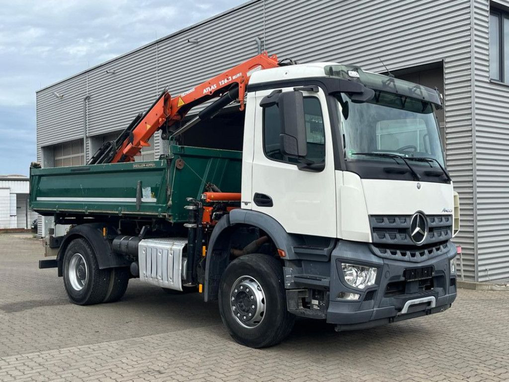 Mercedes-Benz Arocs 1835 K 2-Achs Kipper Kran Atlas 126.3 - Truk jungkit, Truk derek: gambar 2 Mercedes-Benz Arocs 1835 K 2-Achs Kipper Kran Atlas 126.3 - Truk jungkit, Truk derek: gambar 2