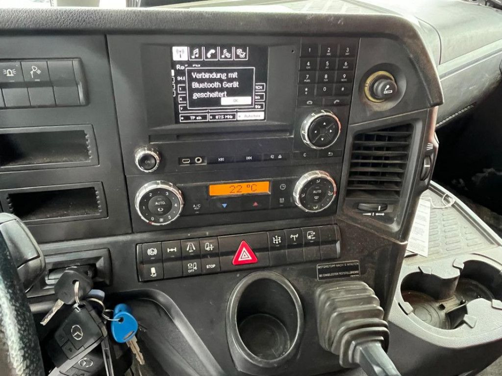 Truk jungkit, Truk derek Mercedes-Benz Arocs 1845 4x4 HAD 2-Achs Allradkipper Kran Funk Mercedes-Benz Arocs 1845 4x4 HAD 2-Achs Allradkipper Heckkran: gambar 12