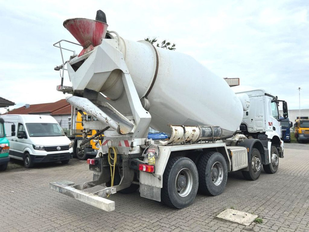 Mercedes-Benz Arocs 3240 B 8x4 Betonmischer Deutsch Top AP Ach - Truk pengaduk beton: gambar 3 Mercedes-Benz Arocs 3240 B 8x4 Betonmischer Deutsch Top AP Ach - Truk pengaduk beton: gambar 3