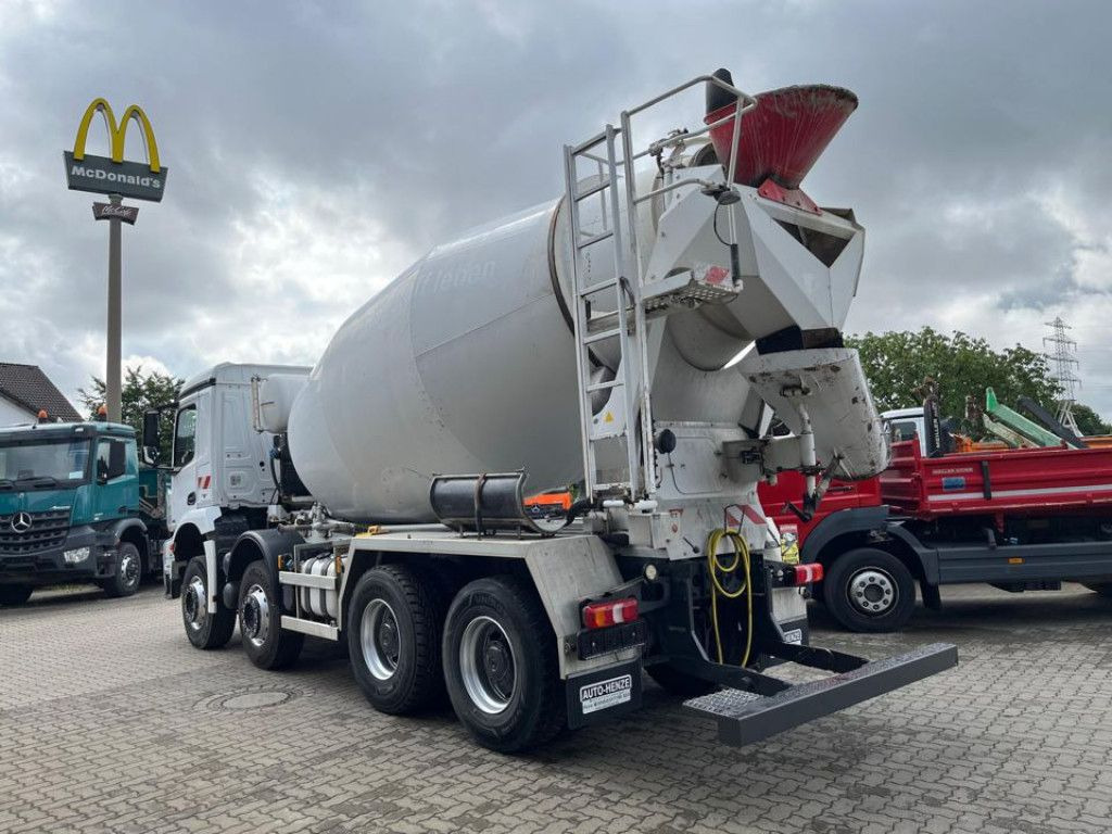 Mercedes-Benz Arocs 3240 B 8x4 Betonmischer Deutsch Top AP Ach - Truk pengaduk beton: gambar 3 Mercedes-Benz Arocs 3240 B 8x4 Betonmischer Deutsch Top AP Ach - Truk pengaduk beton: gambar 3