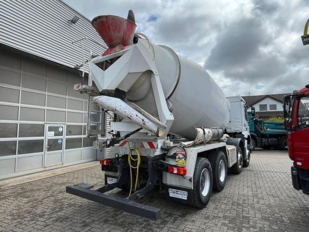 Mercedes-Benz Arocs 3240 B 8x4 Betonmischer Deutsch Top AP Ach - Truk pengaduk beton: gambar 4 Mercedes-Benz Arocs 3240 B 8x4 Betonmischer Deutsch Top AP Ach - Truk pengaduk beton: gambar 4