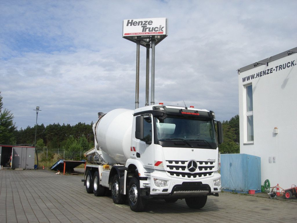 Mercedes-Benz Arocs 3240 B 8x4 Betonmischer Deutsch Top AP Ach - Truk pengaduk beton: gambar 1 Mercedes-Benz Arocs 3240 B 8x4 Betonmischer Deutsch Top AP Ach - Truk pengaduk beton: gambar 1