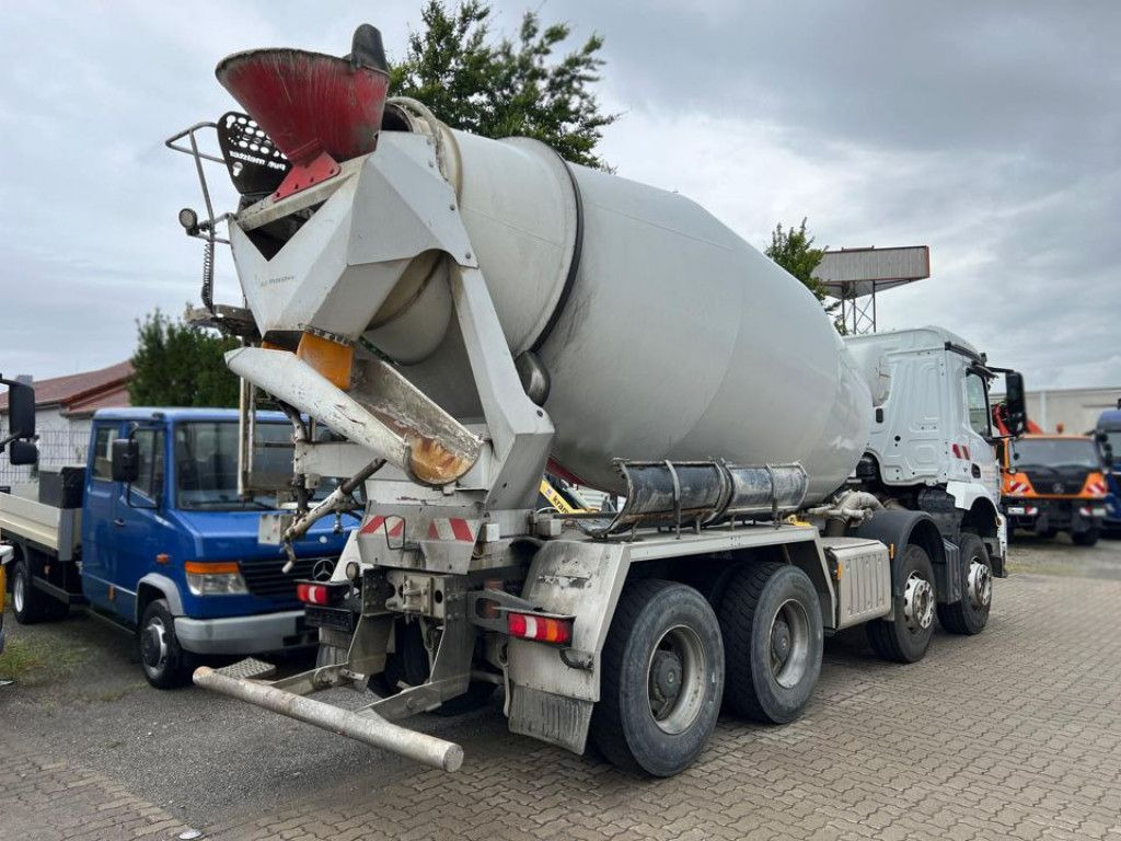 Mercedes-Benz Arocs 3240 B 8x4 Betonmischer Deutsch Top AP Ach - Truk pengaduk beton: gambar 3 Mercedes-Benz Arocs 3240 B 8x4 Betonmischer Deutsch Top AP Ach - Truk pengaduk beton: gambar 3