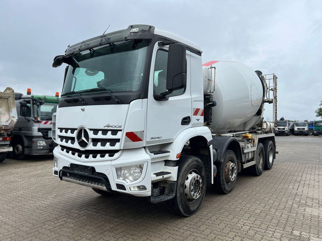 Mercedes-Benz Arocs 3240 B 8x4 Betonmischer Deutsch Top AP Ach - Truk pengaduk beton: gambar 1 Mercedes-Benz Arocs 3240 B 8x4 Betonmischer Deutsch Top AP Ach - Truk pengaduk beton: gambar 1
