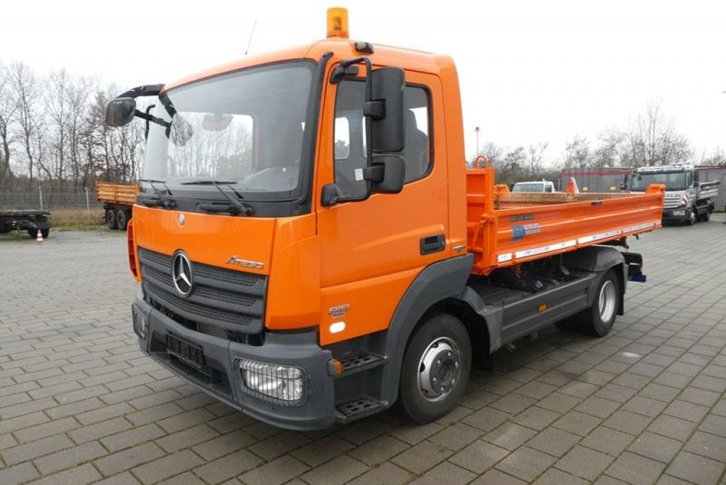 Mercedes-Benz Atego 818 K 2-Achs Kipper Schalter - Van jungkit: gambar 3 Mercedes-Benz Atego 818 K 2-Achs Kipper Schalter - Van jungkit: gambar 3
