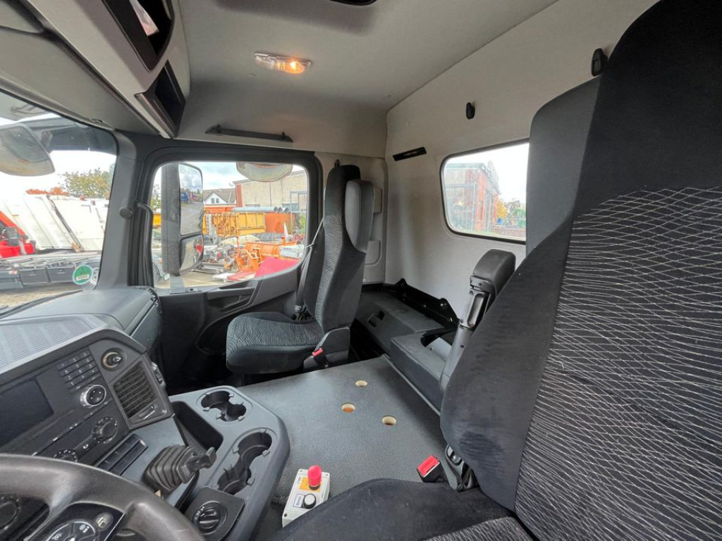 MERCEDES-BENZ Arocs 3236 8x4 Betonmischer Deutsch Top AP Achsen - Truk: gambar 2 MERCEDES-BENZ Arocs 3236 8x4 Betonmischer Deutsch Top AP Achsen - Truk: gambar 2