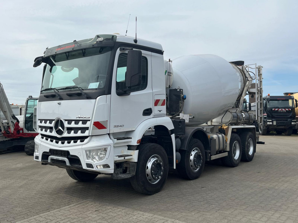 MERCEDES-BENZ Arocs 3240 B 8x4 Betonmischer Deutsch Top AP Achsen - Truk: gambar 1 MERCEDES-BENZ Arocs 3240 B 8x4 Betonmischer Deutsch Top AP Achsen - Truk: gambar 1