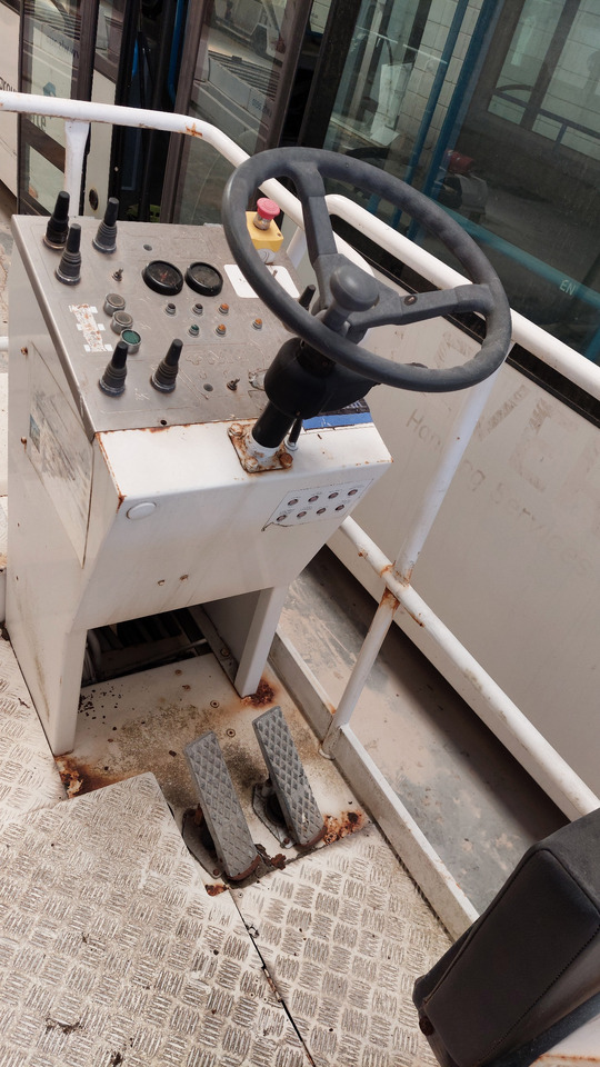 CLT-8 speedloader FMC - Pemuat kargo pesawat terbang: gambar 4 CLT-8 speedloader FMC - Pemuat kargo pesawat terbang: gambar 4