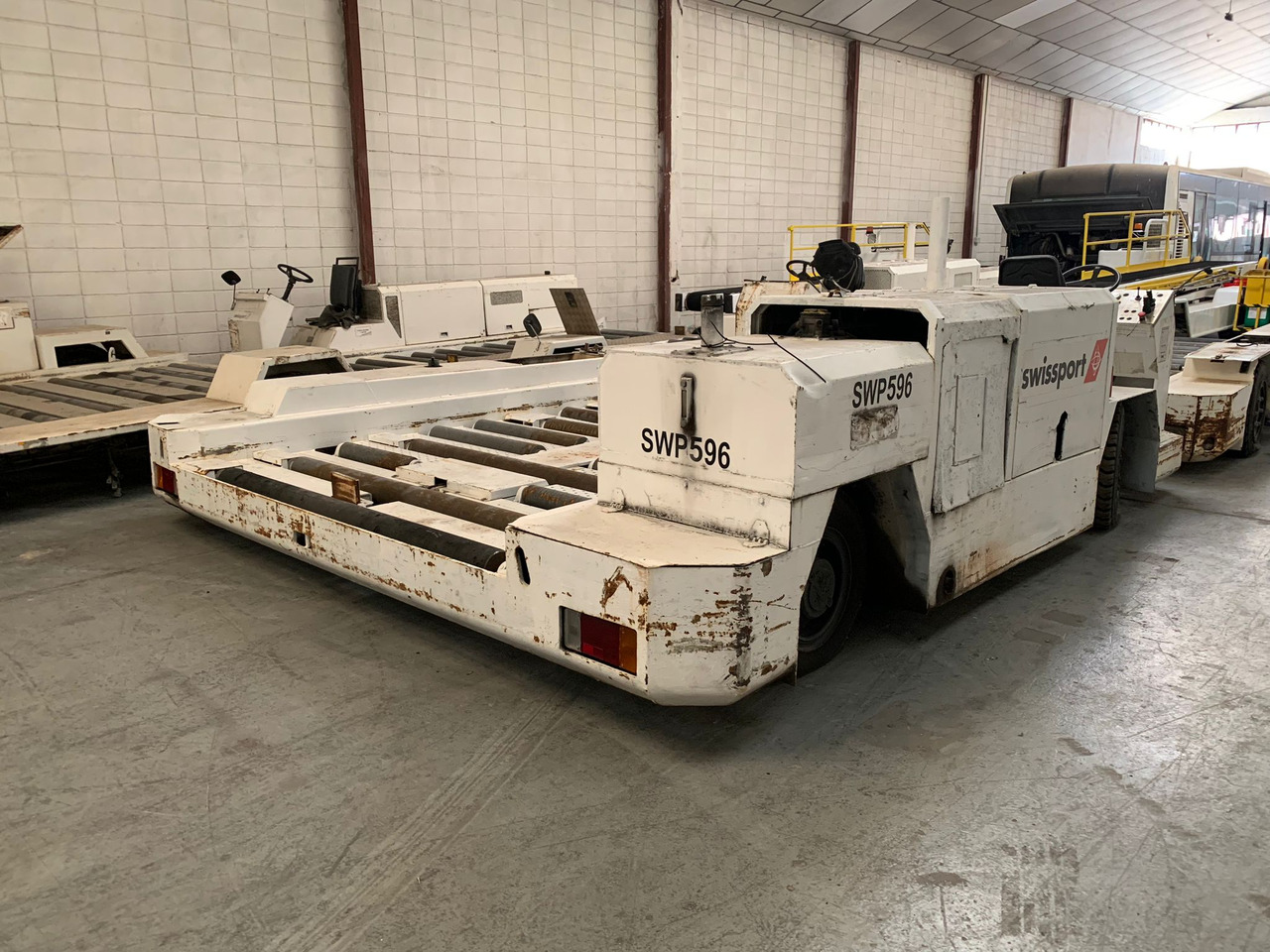 Transporter FMC CPT-7 - Peralatan pendukung darat: gambar 1 Transporter FMC CPT-7 - Peralatan pendukung darat: gambar 1