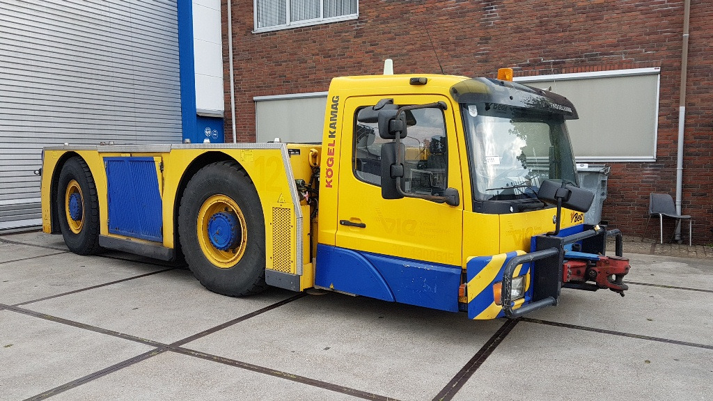 Pushback Kamag Towbear - Traktor mundur: gambar 1 Pushback Kamag Towbear - Traktor mundur: gambar 1