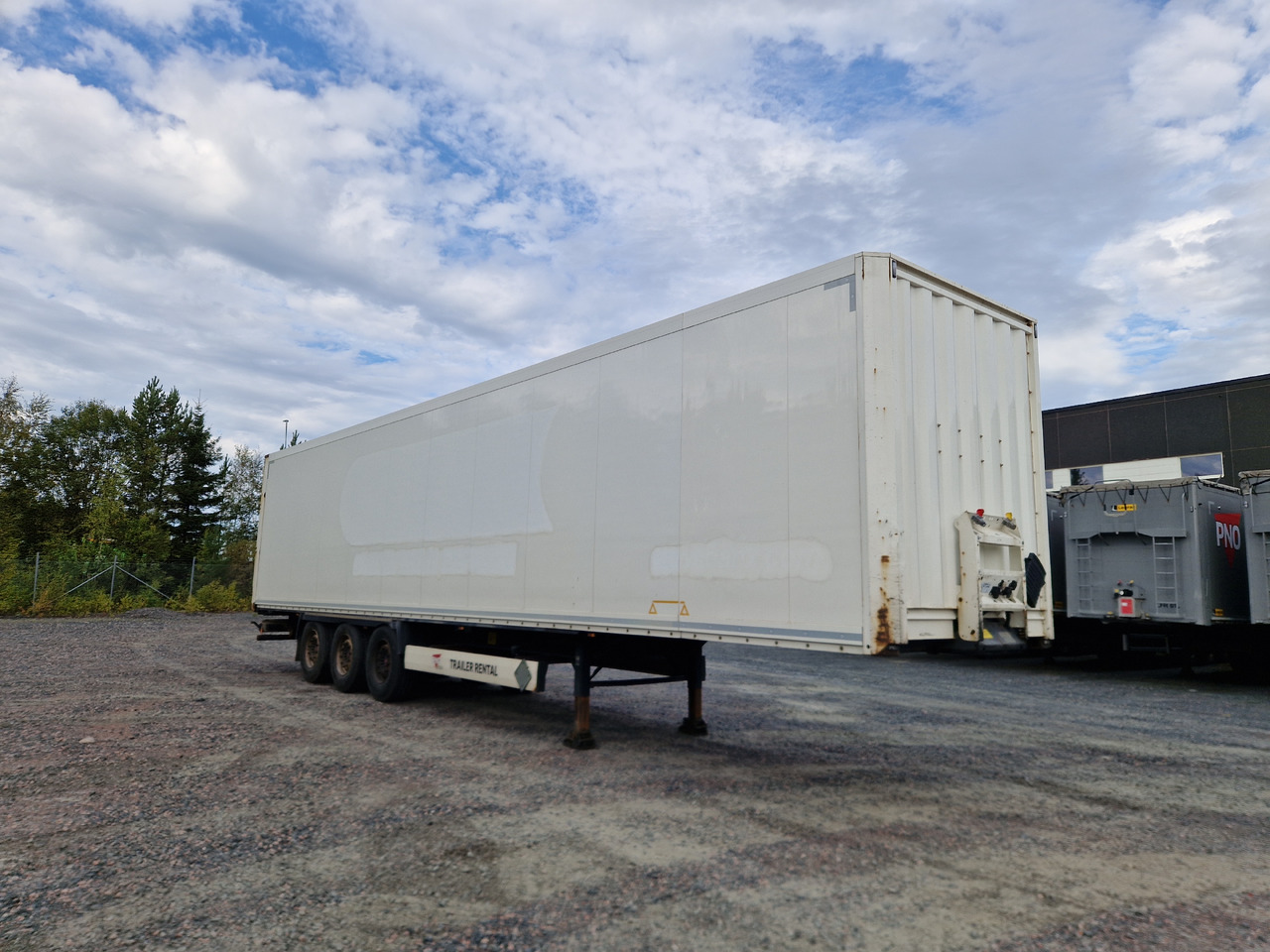 KRONE BOX - DOUBLESTOCK - Semi-trailer kotak tertutup: gambar 1 KRONE BOX - DOUBLESTOCK - Semi-trailer kotak tertutup: gambar 1