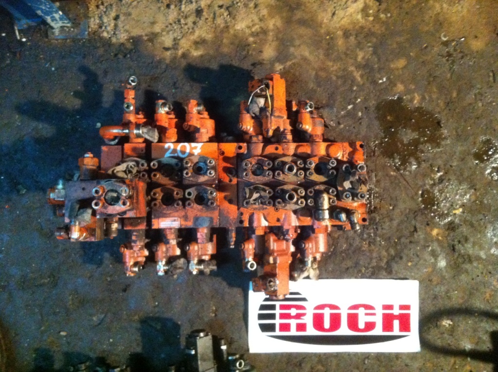 LINDE 6613417203 6613410103 - 6 SEKCYJNY + 661S020602 - Katup hidrolik untuk Peralatan konstruksi: gambar 1 LINDE 6613417203 6613410103 - 6 SEKCYJNY + 661S020602 - Katup hidrolik untuk Peralatan konstruksi: gambar 1