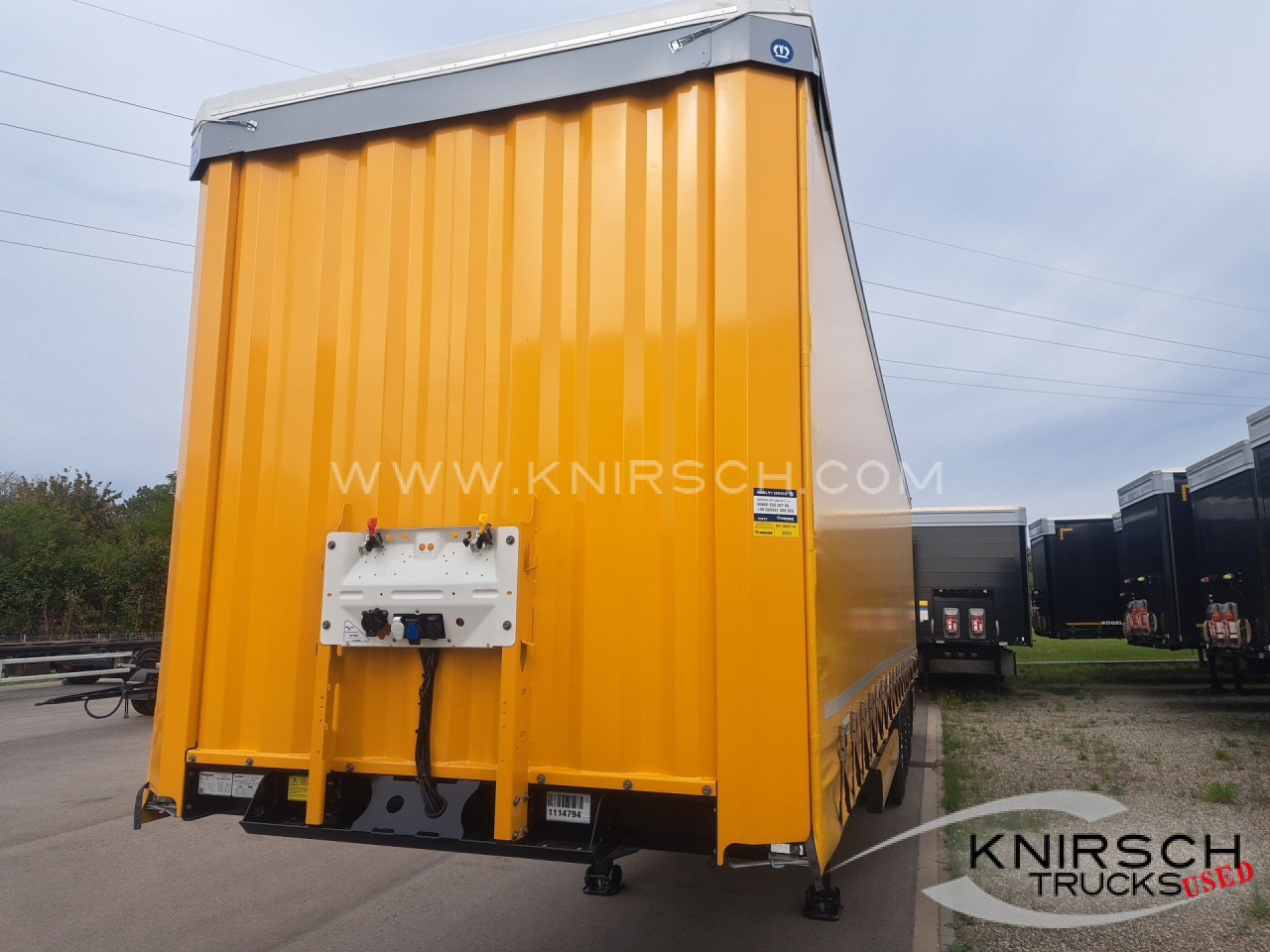 Leasing KRONE Profi Liner SDP 27  XL, Getränke, Daimler 9.5 KRONE Profi Liner SDP 27  XL, Getränke, Daimler 9.5: gambar 14 Leasing KRONE Profi Liner SDP 27  XL, Getränke, Daimler 9.5 KRONE Profi Liner SDP 27  XL, Getränke, Daimler 9.5: gambar 14