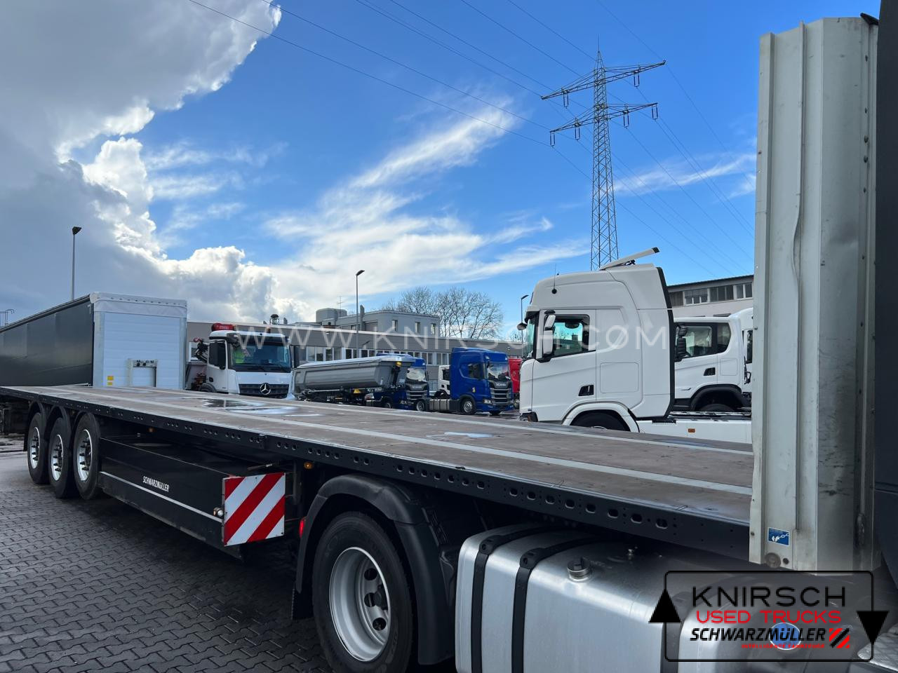 SCHWARZMUELLER Plateau Auflieger J-3A-125 - Semi-trailer flatbed: gambar 2 SCHWARZMUELLER Plateau Auflieger J-3A-125 - Semi-trailer flatbed: gambar 2