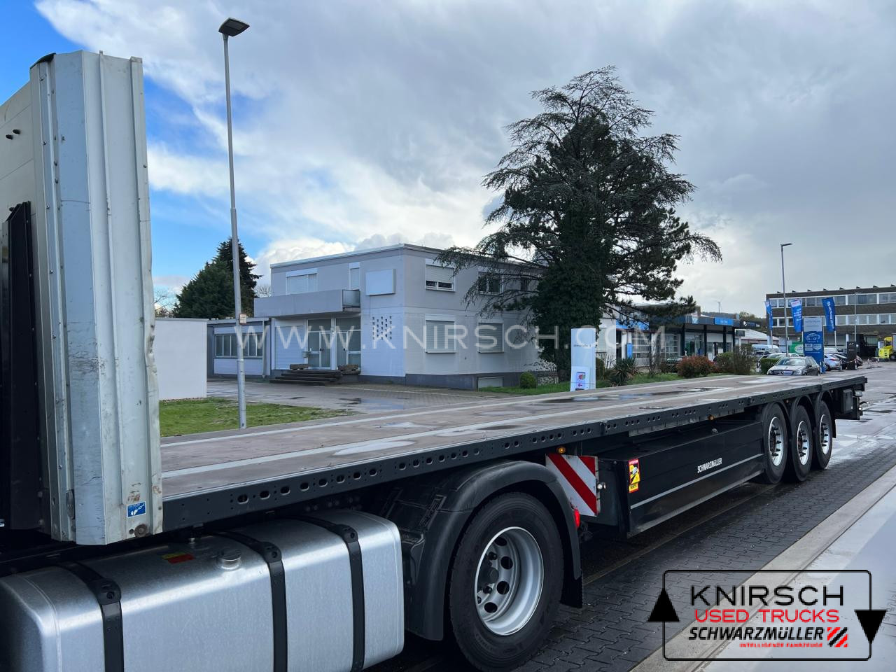 SCHWARZMUELLER Plateau Auflieger J-3A-125 - Semi-trailer flatbed: gambar 5 SCHWARZMUELLER Plateau Auflieger J-3A-125 - Semi-trailer flatbed: gambar 5