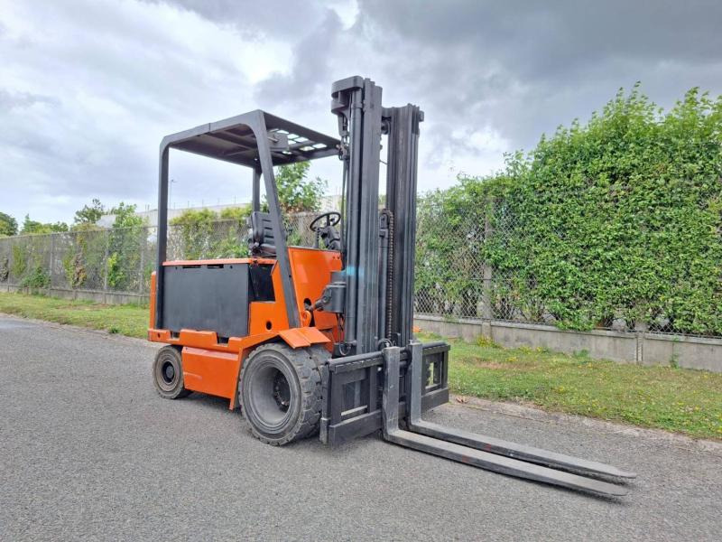 Carer R45N5 - Forklift listrik: gambar 2 Carer R45N5 - Forklift listrik: gambar 2