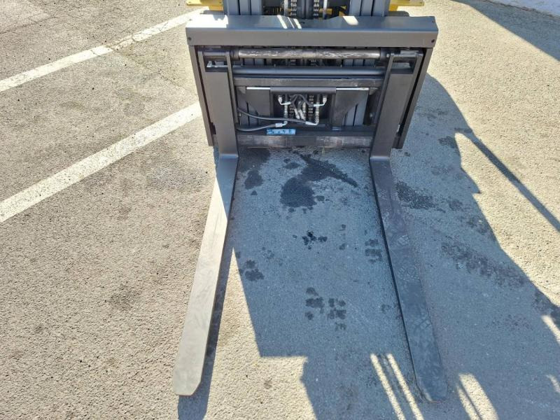 Forklift LPG Caterpillar GP25NTD: gambar 13 Forklift LPG Caterpillar GP25NTD: gambar 13