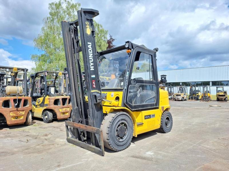 Hyundai 40L-7A - Forklift LPG: gambar 1 Hyundai 40L-7A - Forklift LPG: gambar 1
