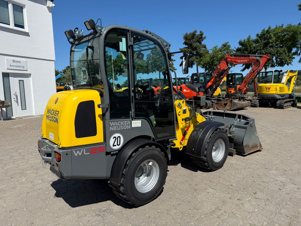 Wacker WL 25, Bj 23, 210 BH, Breitreifen Schaufel Gabel - Wheel loader: gambar 4 Wacker WL 25, Bj 23, 210 BH, Breitreifen Schaufel Gabel - Wheel loader: gambar 4