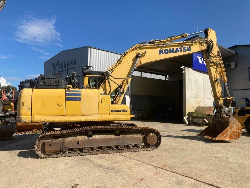 Komatsu PC210LC-11 - Ekskavator perayap: gambar 5 Komatsu PC210LC-11 - Ekskavator perayap: gambar 5