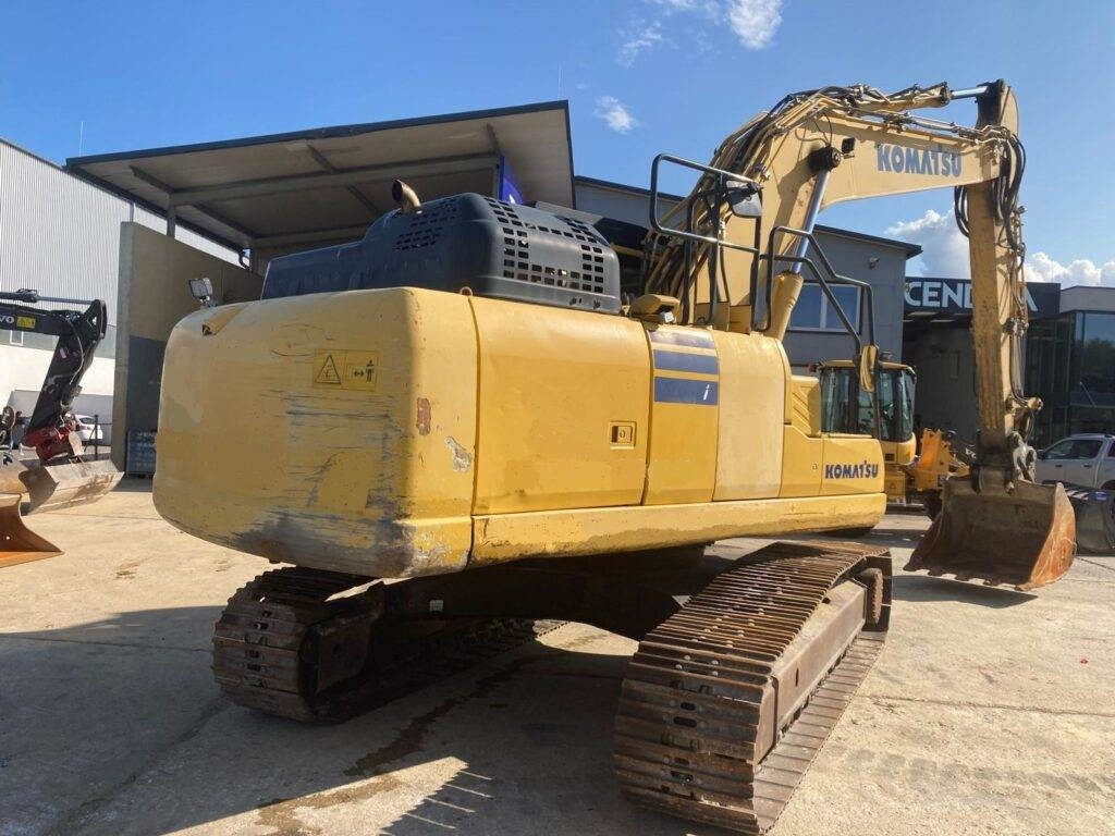Komatsu PC210LC-11 - Ekskavator perayap: gambar 2 Komatsu PC210LC-11 - Ekskavator perayap: gambar 2