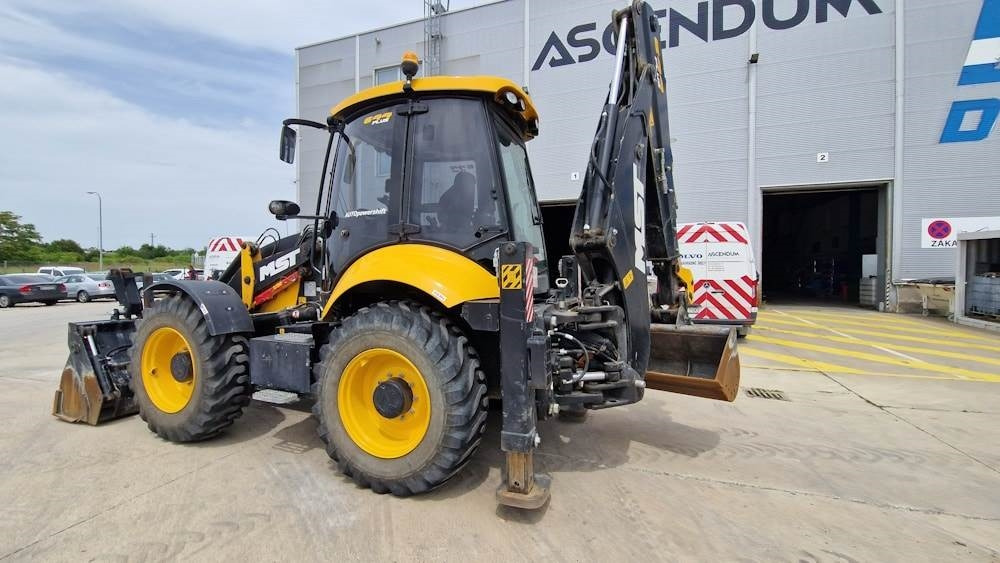 MST M644 PLUS - Backhoe loader: gambar 2 MST M644 PLUS - Backhoe loader: gambar 2