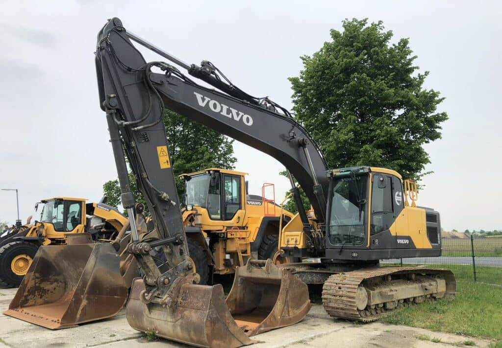 Volvo EC220EL - Ekskavator perayap: gambar 1 Volvo EC220EL - Ekskavator perayap: gambar 1
