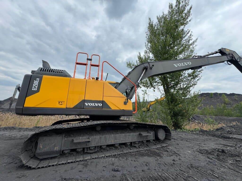 Volvo EC250ELR - Ekskavator perayap: gambar 1 Volvo EC250ELR - Ekskavator perayap: gambar 1