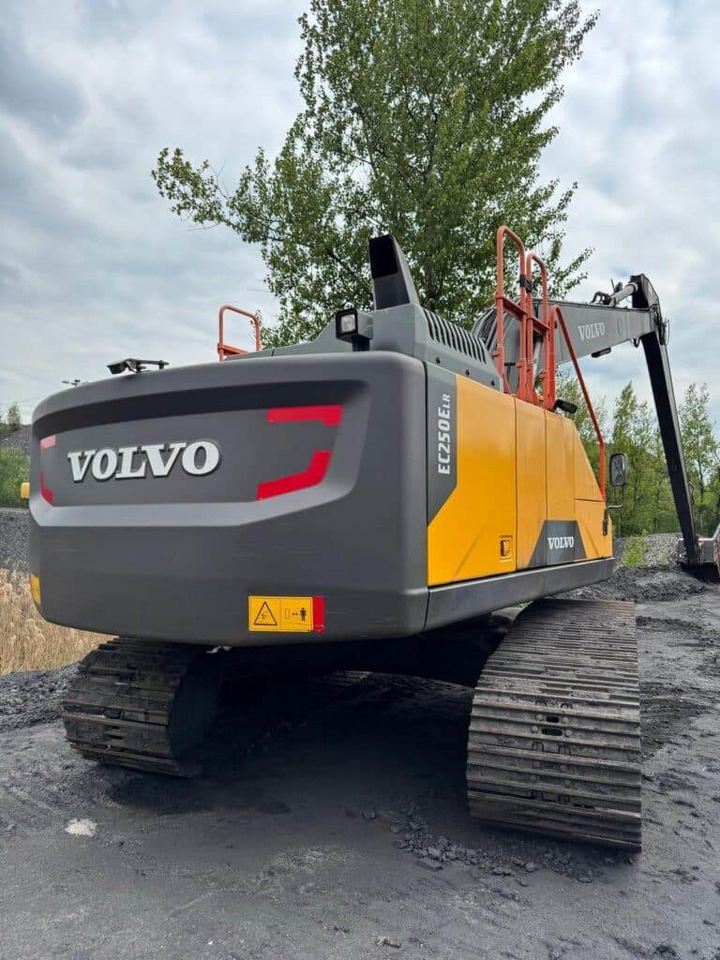 Volvo EC250ELR - Ekskavator perayap: gambar 3 Volvo EC250ELR - Ekskavator perayap: gambar 3