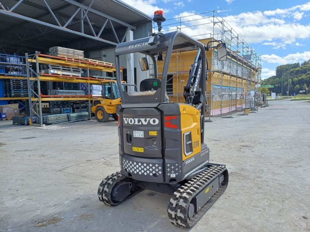Volvo JECR18E Electric - Ekskavator mini: gambar 2 Volvo JECR18E Electric - Ekskavator mini: gambar 2