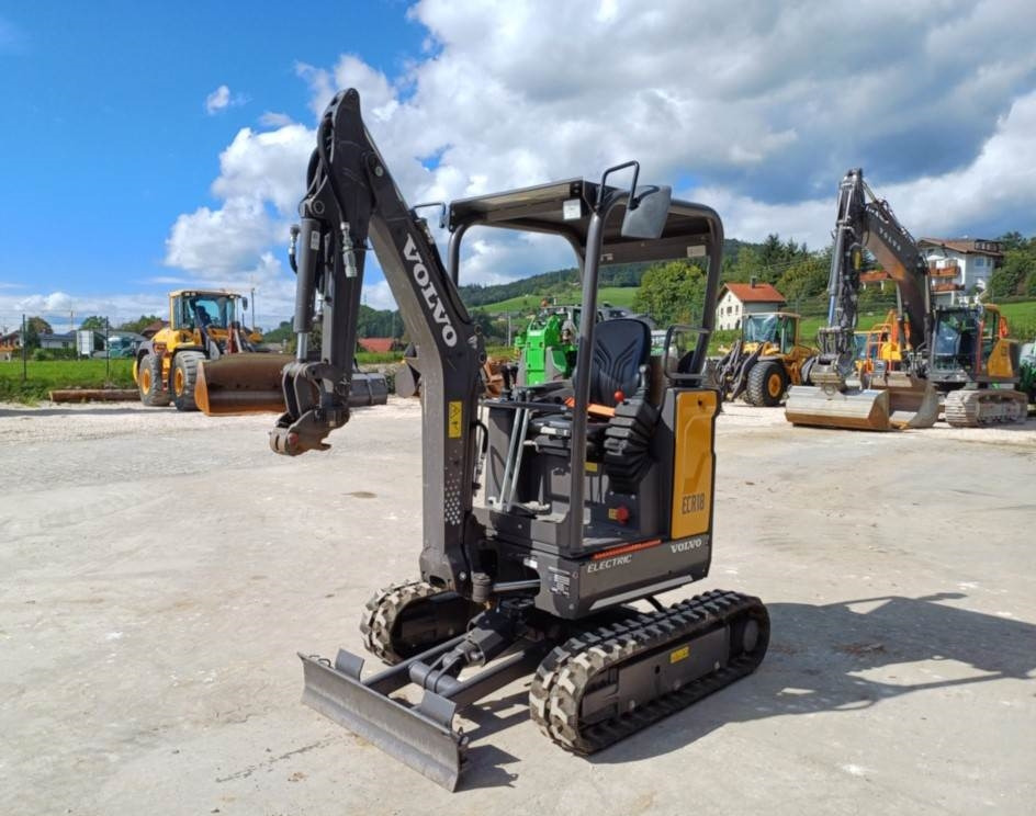 Volvo JECR18E Electric - Ekskavator mini: gambar 4 Volvo JECR18E Electric - Ekskavator mini: gambar 4