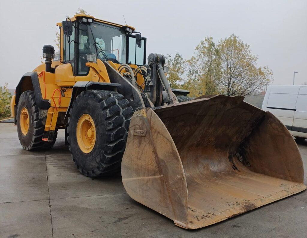 Volvo L180H - Wheel loader: gambar 1 Volvo L180H - Wheel loader: gambar 1