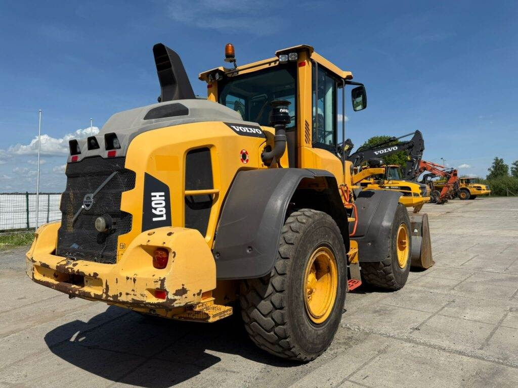 Volvo L60H - Wheel loader: gambar 4 Volvo L60H - Wheel loader: gambar 4