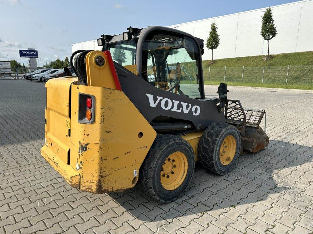 Volvo MC70C - Skid steer: gambar 2 Volvo MC70C - Skid steer: gambar 2