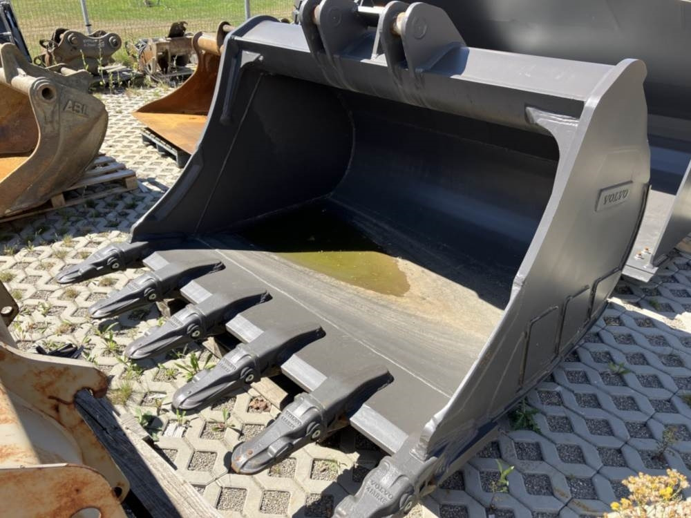 Volvo Tieflöffel mit Zähne S2 - Backhoe loader: gambar 1 Volvo Tieflöffel mit Zähne S2 - Backhoe loader: gambar 1