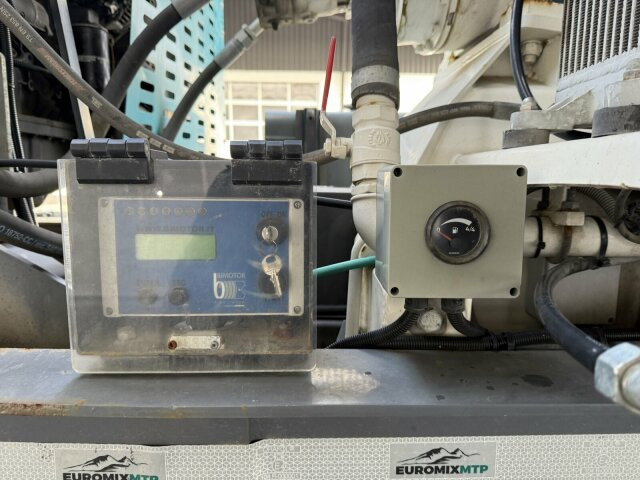 Betonmischer-Auflieger Euromix 12 m³ mit Motor - Semi-trailer mixer beton: gambar 3 Betonmischer-Auflieger Euromix 12 m³ mit Motor - Semi-trailer mixer beton: gambar 3